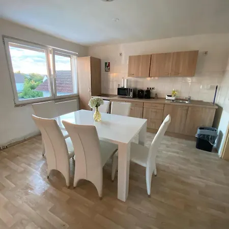 Apartment Primebnb Ferien- Und Montagewohnung *